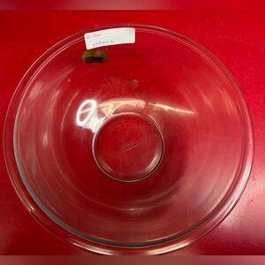 Pyrex Glass Mixing Bowl